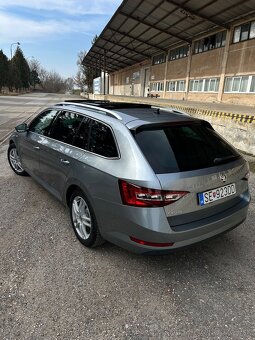 Skoda superb 3 combi 2 TDi 110 kW dsg - 7