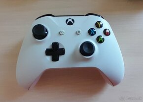 Xbox one S 1TB - 7