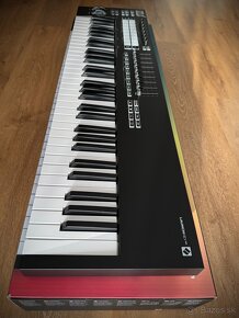 Predám Novation Launchkey 61 MK3 + case - 7