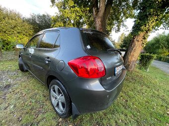 Auris 1.6 93kw 2009 - 7