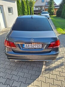 Mercedes E200 cdi Bluetec Sedan - 7