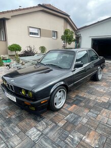 Bmw e30 coupe 318is - 7