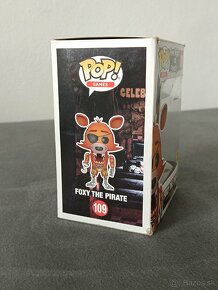 Foxy the Pirate Glow Five nights at Freddy's Fnaf 109 - 7