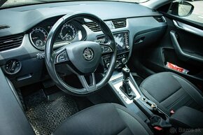 ŠKODA OCTAVIA Combi 2.0 TDI DSG 4x4 2018 - 7