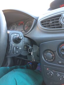 Renault Clio 3 - 7