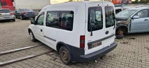 Lacno rozpredám Opel Combo C 2002-2012 na náhradné diely - 7