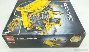 LEGO Technic 42028 Bulldozer - 7