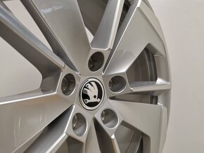 Škoda Octavia 4 orig. alu disky 5x112 R18 ET48 - 7