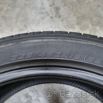 Letné pneu sada 4ks dvojrozmer 225/45R19 a 255/40R19 - 7