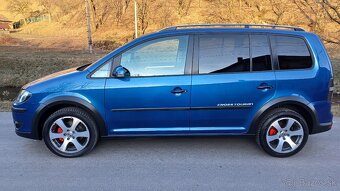 Volkswagen touran 1.9 tdi cross rok 2009 ťažné navigacia - 7