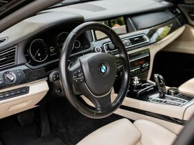 BMW 740d xDrive - 7