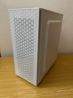 Herný počítač Ryzen 5 5600X 6x3,70GHz.RTX 4060 8GB.16gb ram - 7