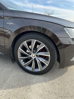 Škoda Superb 3 2.0tdi 110kw laurin klement - 7