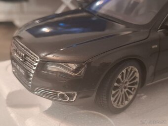 Audi A8 - 7