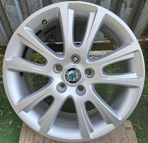 Originálne hliníkové disky Škoda - 5x112 R17 - 7