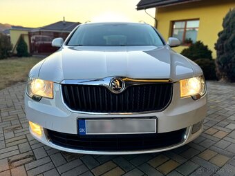 Škoda Superb II Combi 2.0 TDI (2013) - 7