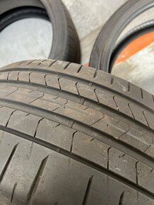 PIRELLI P ZERO 235/35 R20 92Y - 7