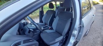 Ford Focus Kombi 1,6 TDCI Duratorq Turnier Trend - 7