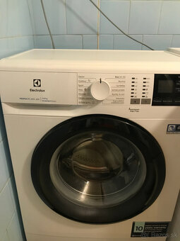 Práčka Electrolux PerfectCare 600 EW6S426BCI - 7