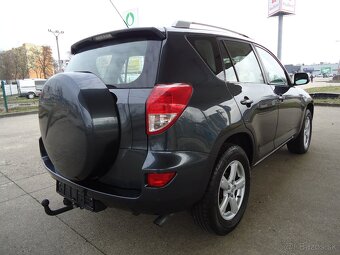 Toyota RAV4 2.2 D-4D 135 Sol - 7