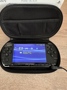 Sony PSP 3004 Piano Black - 7