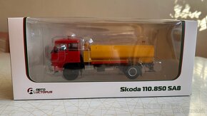 LIAZ 100.850 SA8 červená 1:43 - Avtoistoria - 7