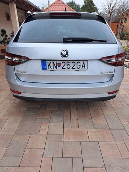 Predám Škoda Superb L&K 2 tdi.140kw. - 7