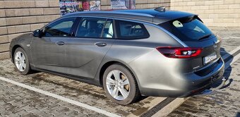 Opel insignia ST - 7