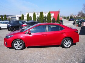 Toyota Corolla sedan 1.6 I Valvematic Luna - 7