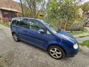 Predám Volkswagen Touran 1.6 benzin - 7