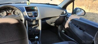 Peugeot 207 1.4 HDI - diesel/nafta - 7