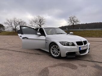 Bmw e90 320i - 7