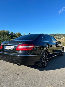 Mercedes Benz E350 - 7