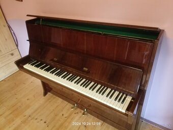 Piano Petrof - 7