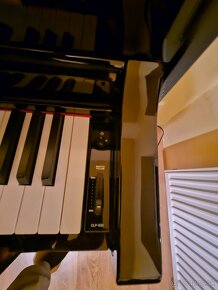 Digitálne piano YAMAHA CLP 635 PE - 7