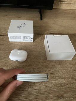 Používané Apple AirPods 2nd gen - 7