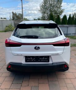 TOP STAV Lexus UX Business Edition - Hybrid 10/2020 - 7