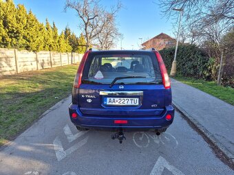 Predám Nissan X-trail 2,2dCi T-30, 100kW, 4x4,M6 r.v. 2005 - 7