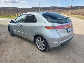 Predám Honda Civic 8g 1.8VTEC, 103kW - 7