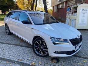 Škoda Superb Combi 2.0 TDI 110Kw 150ps Sportline DSG 2019 - 7