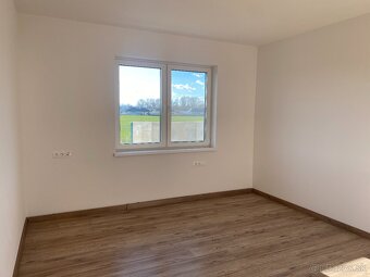 Samostatný bungalov, KALINKOVO, 534 m2 pozemok - 7