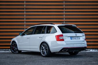 Škoda Octavia Combi 2.0 TFSI RS DSG - 7