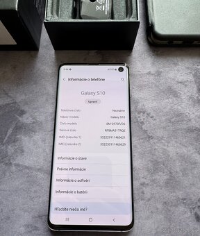 Samsung Galaxy S10  8/128 GB Prism Black - 7