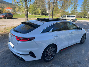 Kia ProCeed 1.6 T-GDi GT - 7