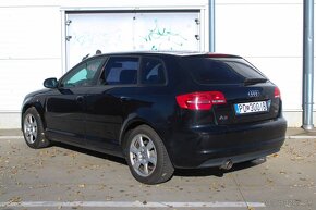 Audi A3 1.6 TDI 105k DPF Attraction - 7