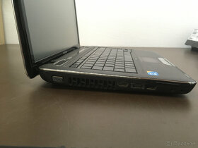 Toshiba Satellite U500 - 7