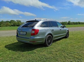 ŠKODA SUPERB COMBI 2.0 TDI 170K ELEGANCE - 7