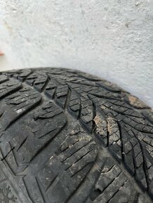 205/60 R16 + puklice - 7