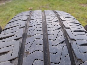 Predám 225/65 R16 CP - 7