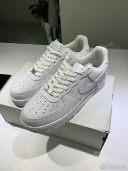 Nike Air Force - All White - 7